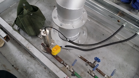 ���ڰ��b�ĸ����������a���˻�G���ڼt��y�؃xDT40L